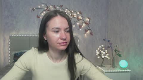 Snapshot of kiaracriegs chatting on 03/27/26, 06:51 Kara online show from 03/27/26, 06:51