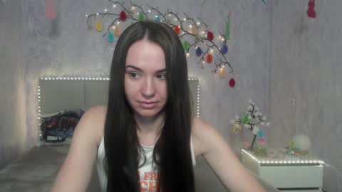 Snapshot of kiaracriegs chatting on 04/08/26, 05:57 Kara online show from 04/08/26, 05:57
