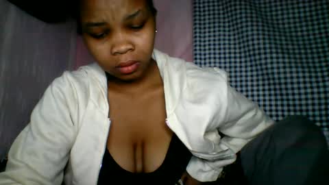 Snapshot of kiarah_69 chatting on 06/14/26, 02:24 kiarah 69 online show from 06/14/26, 02:24