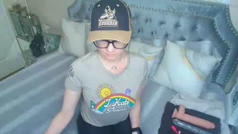 Snapshot of kiarose chatting on 03/08/26, 03:10 Kia Rose online show from 03/08/26, 03:10