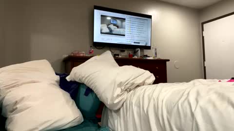 HunneysPlayRoom online show from 11/03/25, 12:50