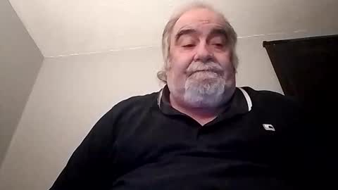 Snapshot of kickinme chatting on 10/26/25, 08:48 KICKINME online show from 10/26/25, 08:48