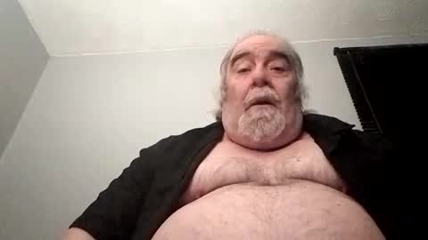 Snapshot of kickinme chatting on 11/15/25, 10:48 KICKINME online show from 11/15/25, 10:48