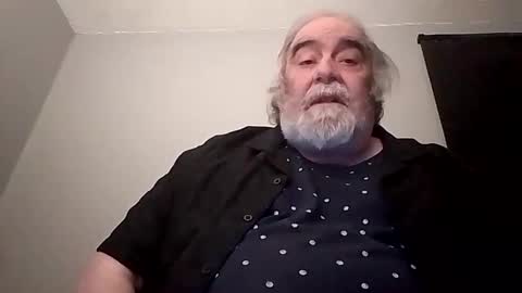 Snapshot of kickinme chatting on 11/28/25, 11:07 KICKINME online show from 11/28/25, 11:07