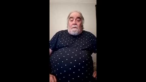 Snapshot of kickinme chatting on 12/14/25, 12:38 KICKINME online show from 12/14/25, 12:38