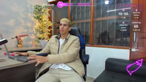 Snapshot of kieran_derek chatting on 01/04/25, 07:23 Kieran Derek online show from 01/04/25, 07:23