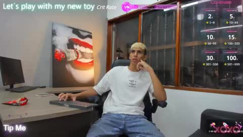 Snapshot of kieran_derek chatting on 01/26/25, 07:20 Kieran Derek online show from 01/26/25, 07:20