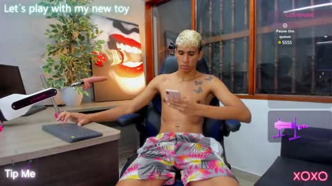 Snapshot of kieran_derek chatting on 01/31/25, 02:26 Kieran Derek online show from 01/31/25, 02:26