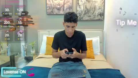 Snapshot of kieran_derek chatting on 11/11/25, 03:39 Kieran Derek online show from 11/11/25, 03:39