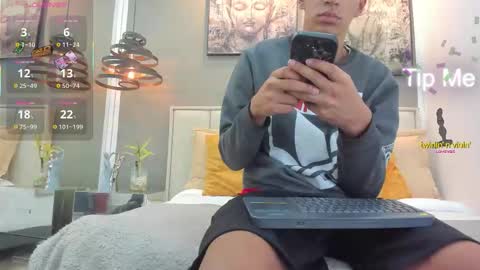 Snapshot of kieran_derek chatting on 11/18/25, 03:23 Kieran Derek online show from 11/18/25, 03:23