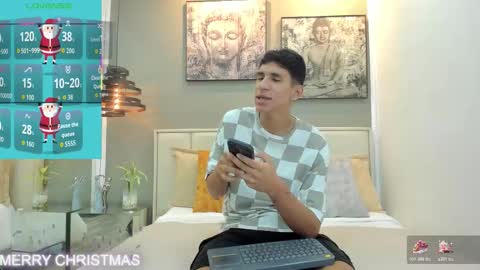 Snapshot of kieran_derek chatting on 12/18/25, 03:12 Kieran Derek online show from 12/18/25, 03:12