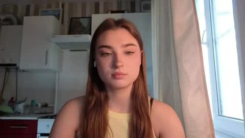 Ola my name is Lissa  Lets hit 10 Thumbs Up together   online show from 05/08/26, 05:24