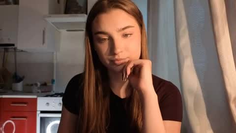 Ola my name is Lissa  Lets hit 10 Thumbs Up together   online show from 05/30/26, 02:25
