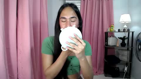 Snapshot of kieshagray chatting on 03/10/25, 11:53 kiesha online show from 03/10/25, 11:53