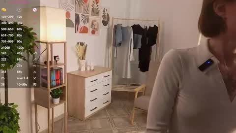 Vanessa online show from 11/07/25, 01:49