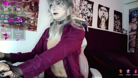 Snapshot of kiiller_queen chatting on 02/18/26, 04:47 kenny online show from 02/18/26, 04:47