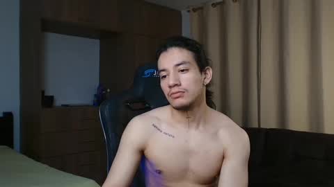 Snapshot of kikeruiz_19 chatting on 09/20/25, 04:08 kikeruiz 19 online show from 09/20/25, 04:08