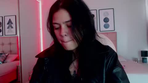 Snapshot of kiki_cams chatting on 01/09/26, 09:38 kIKI online show from 01/09/26, 09:38