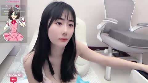 Snapshot of kiki_loveu chatting on 01/02/25, 01:30 kiki_loveu online show from 01/02/25, 01:30