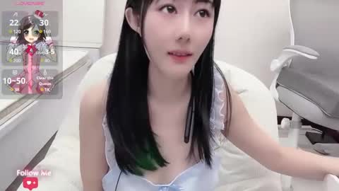 Snapshot of kiki_loveu chatting on 01/13/25, 12:56 kiki_loveu online show from 01/13/25, 12:56