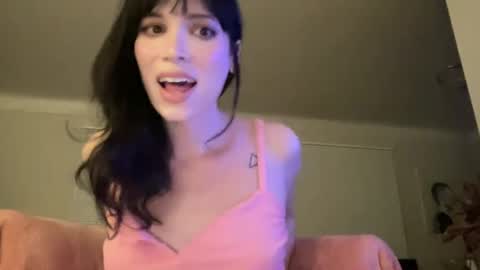 Snapshot of kikihart chatting on 01/04/25, 01:42 Kiki Hart online show from 01/04/25, 01:42