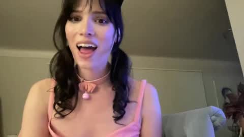 Snapshot of kikihart chatting on 02/01/25, 05:28 Kiki Hart online show from 02/01/25, 05:28