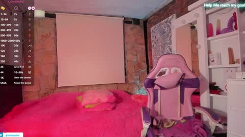 Snapshot of kikilepetite chatting on 12/05/24, 08:55 kiki online show from 12/05/24, 08:55