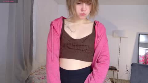 Kiki online show from 06/09/26, 04:13