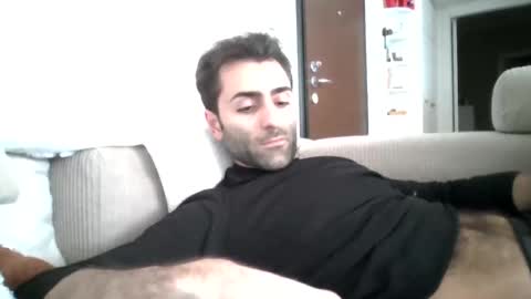 kikkus01 online show from 12/15/25, 01:37