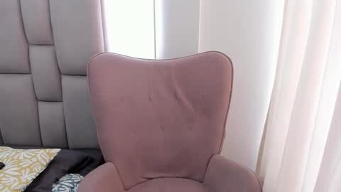 Ana      online show from 02/01/25, 02:24