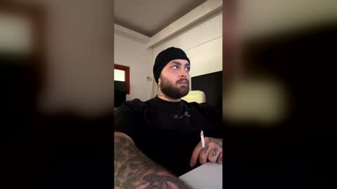 killerbeexxx online show from 05/11/26, 08:53
