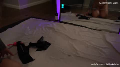 Kristin online show from 11/11/25, 05:51