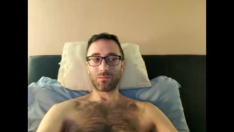 kingstoned online show from 05/09/26, 02:11