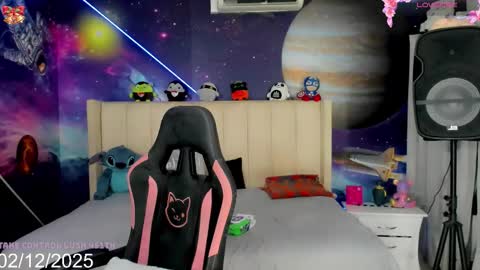 kylie anthonella online show from 12/02/25, 08:52