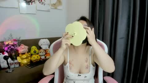 Kim online show from 06/08/26, 06:30