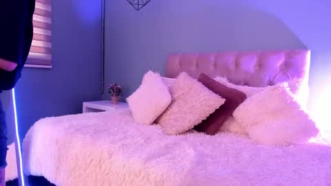 Kim Jeins666 online show from 05/01/26, 01:05