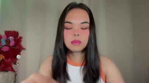 Snapshot of kim_kyile chatting on 11/25/25, 09:59 KYLIE online show from 11/25/25, 09:59