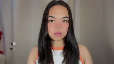 Snapshot of kim_kyile chatting on 11/26/25, 02:40 KYLIE online show from 11/26/25, 02:40