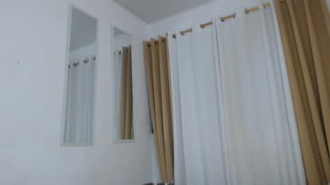 Snapshot of kim_lu29 chatting on 01/04/25, 06:30 kim online show from 01/04/25, 06:30