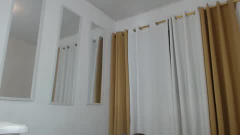 Snapshot of kim_lu29 chatting on 03/09/25, 09:35 kim online show from 03/09/25, 09:35