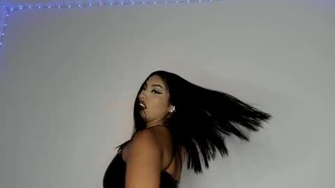 kim_mouth17 online show from 05/14/26, 03:13