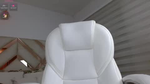 kimara lion online show from 01/10/25, 04:12