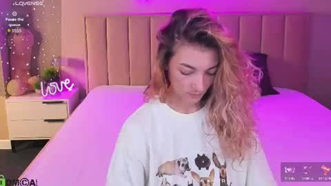 kimberlly_smith online show from 06/12/26, 11:35