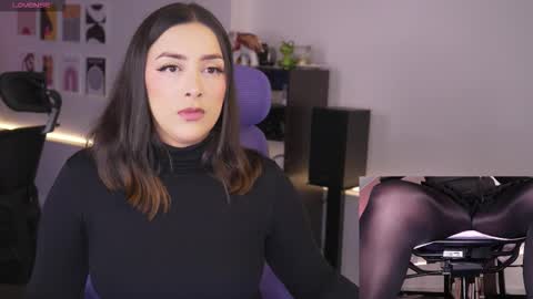 Snapshot of kimberly_clars chatting on 02/20/26, 05:13 Kimberly 1200-1900 GMT-5 online show from 02/20/26, 05:13