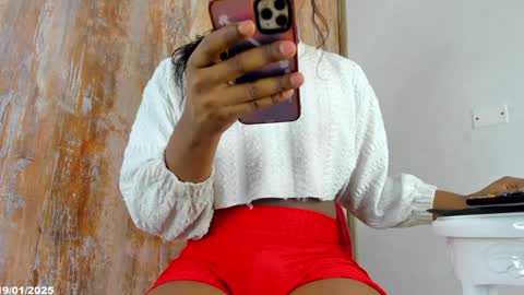 Kimberly 3 online show from 01/20/25, 12:04