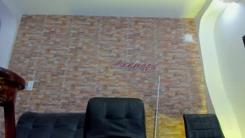 Snapshot of kimberly_house chatting on 03/25/26, 09:54 Kimberly 3 online show from 03/25/26, 09:54