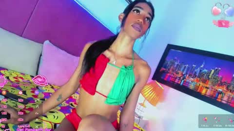 Your Queen KIM online show from 11/21/25, 09:35