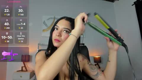 Snapshot of kimberlycoxxx chatting on 01/31/25, 09:05 kimberly online show from 01/31/25, 09:05