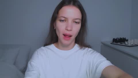 Kimberly online show from 09/19/25, 05:31