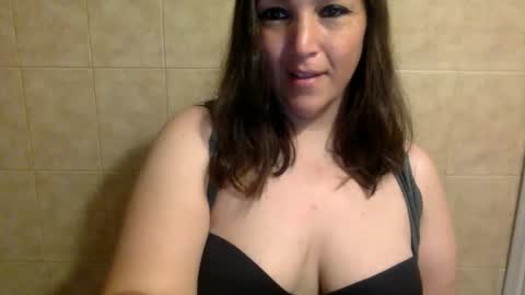 Snapshot of kimberlylynn chatting on 04/20/26, 10:40 KimberlyLynn online show from 04/20/26, 10:40